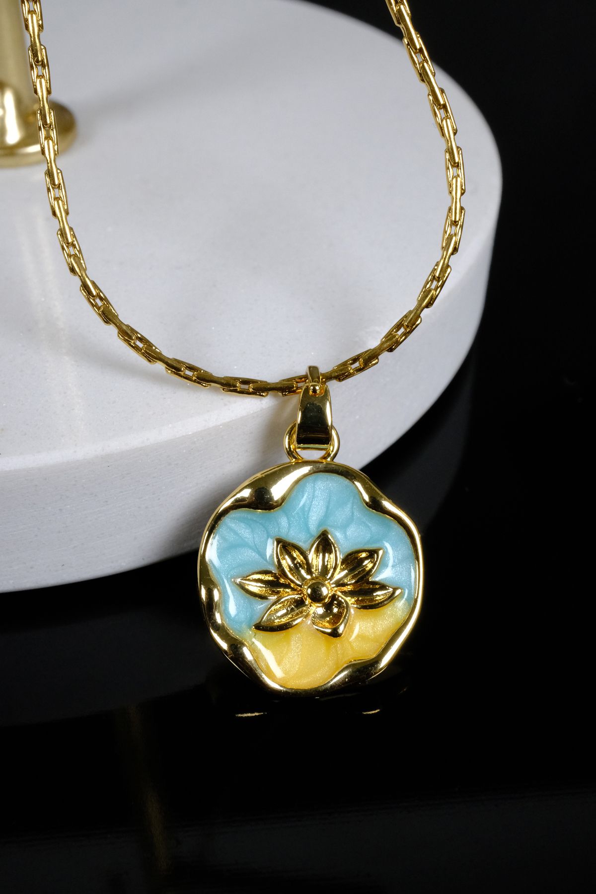 Zalifra Vintage Seri Gökyüzü Temalı Lotus Çelik Kolye