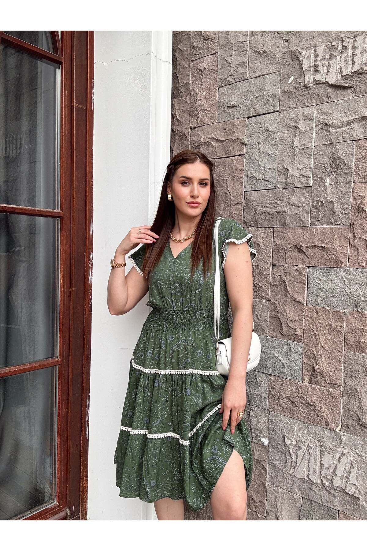 TubaEKEN V yaka kol işleme detaylı elbise YEŞİL