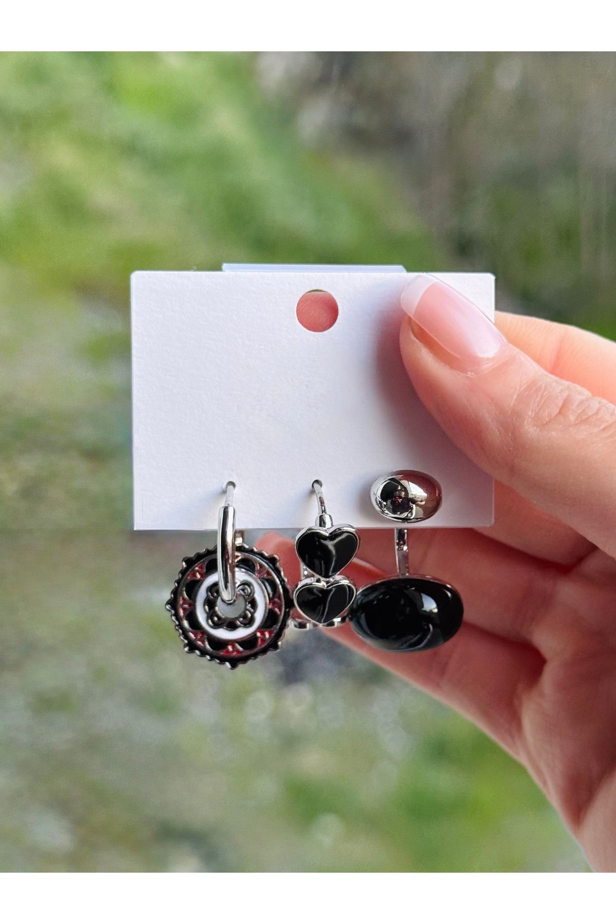 YSX JEWELRY Siyah 3’lü küpe
