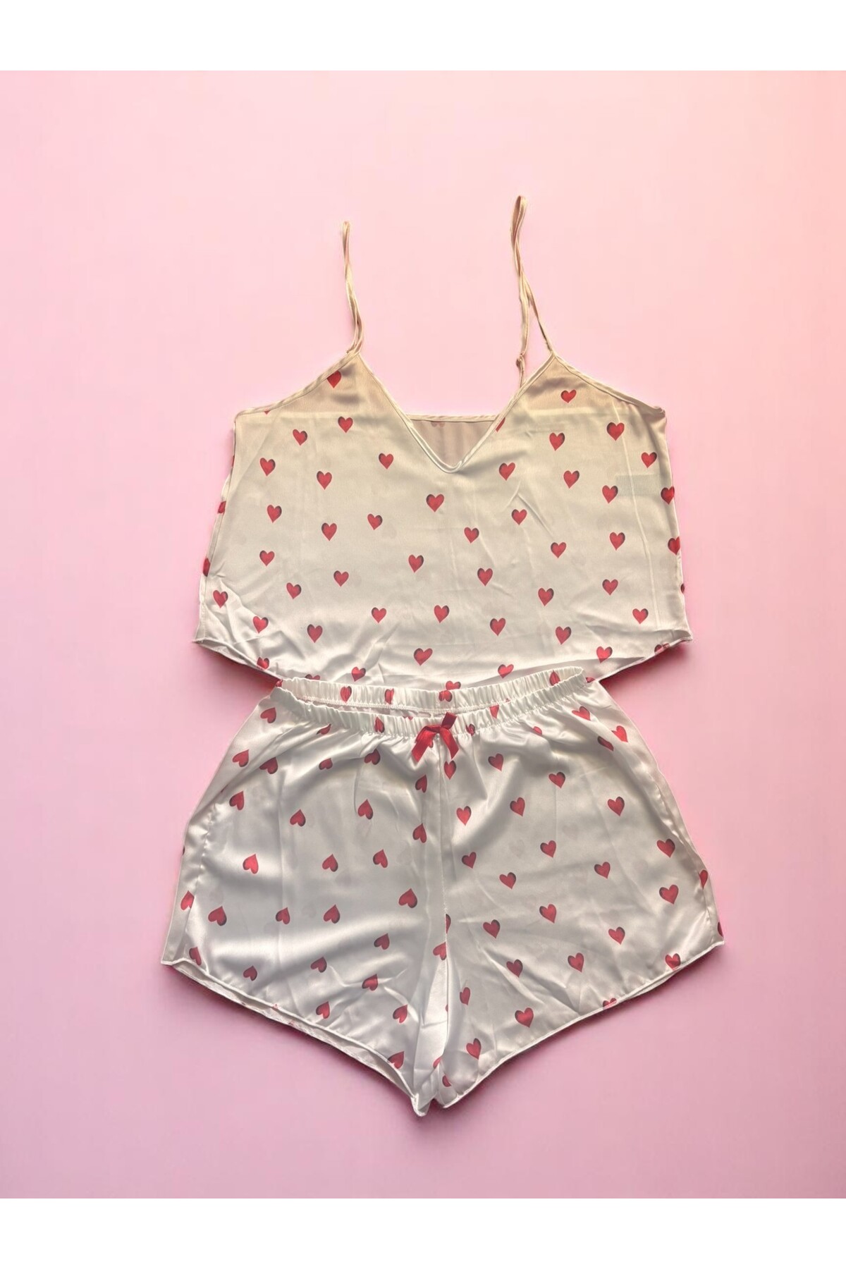 Bellarue Kadın Saten Kırmızı Kalpli Beyaz Şort Gecelik Sevgililer Gününe Özel