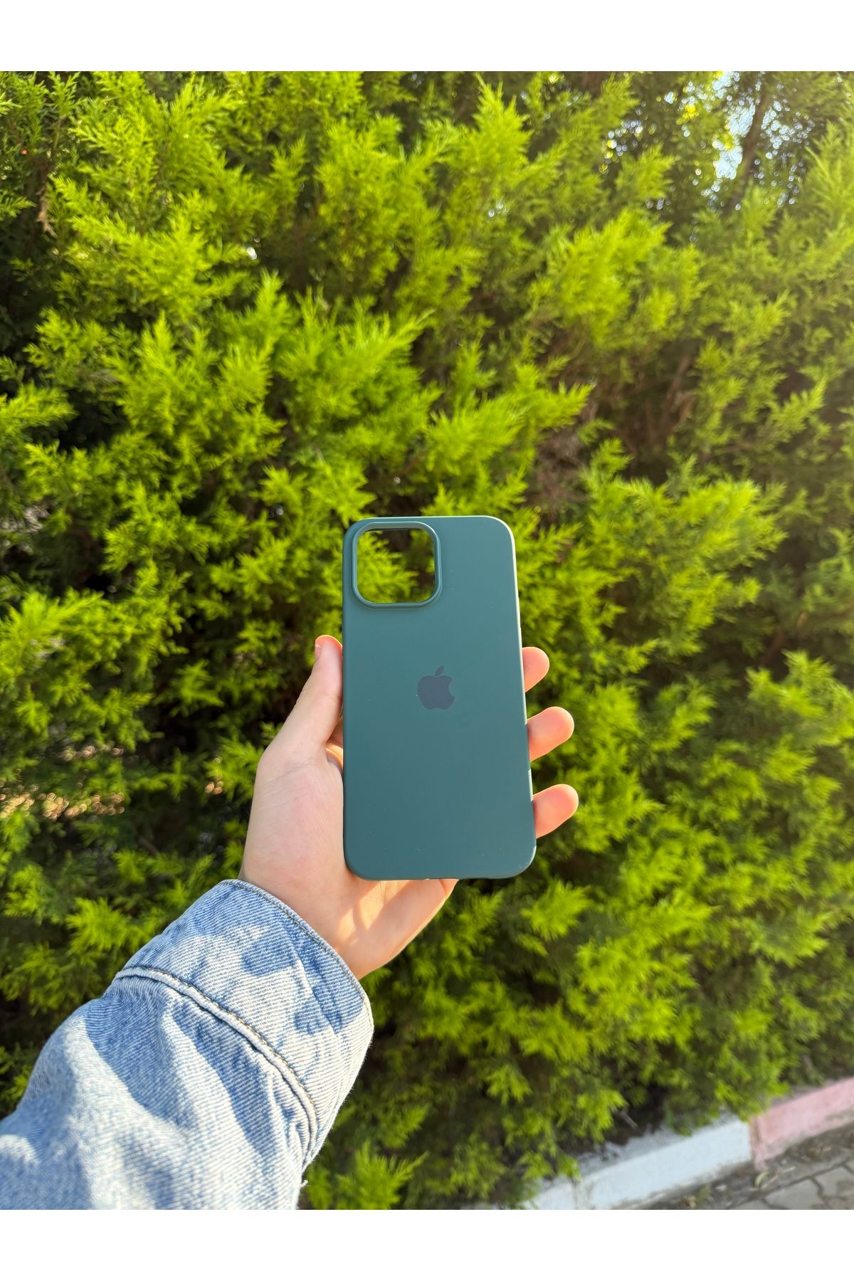 Thelioncase Apple iPhone 14 Pro Lansman Uyumlu İçi Kadife Silikon Kılıf