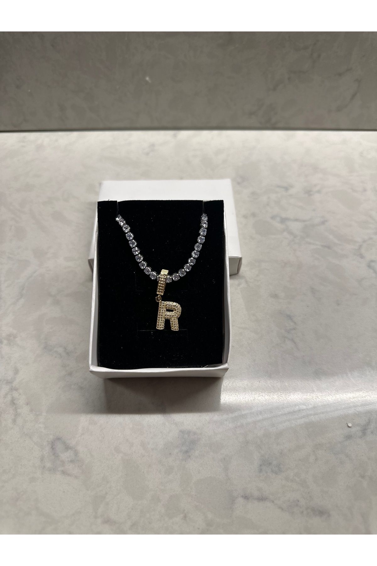 Shop west Taş İşlemeli Harfli Gold Kolye