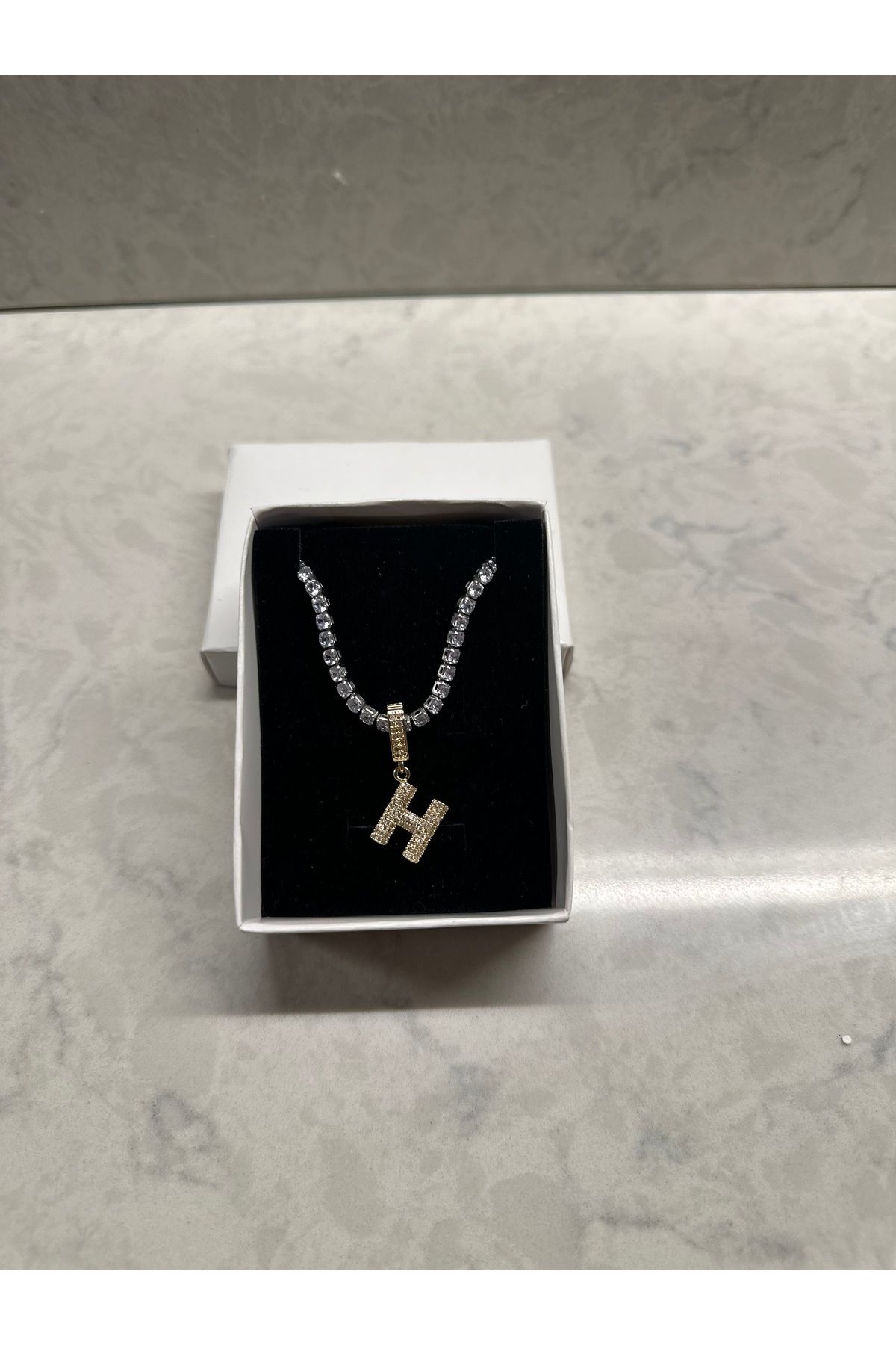 Shop west Taş İşlemeli Harfli Gold Kolye