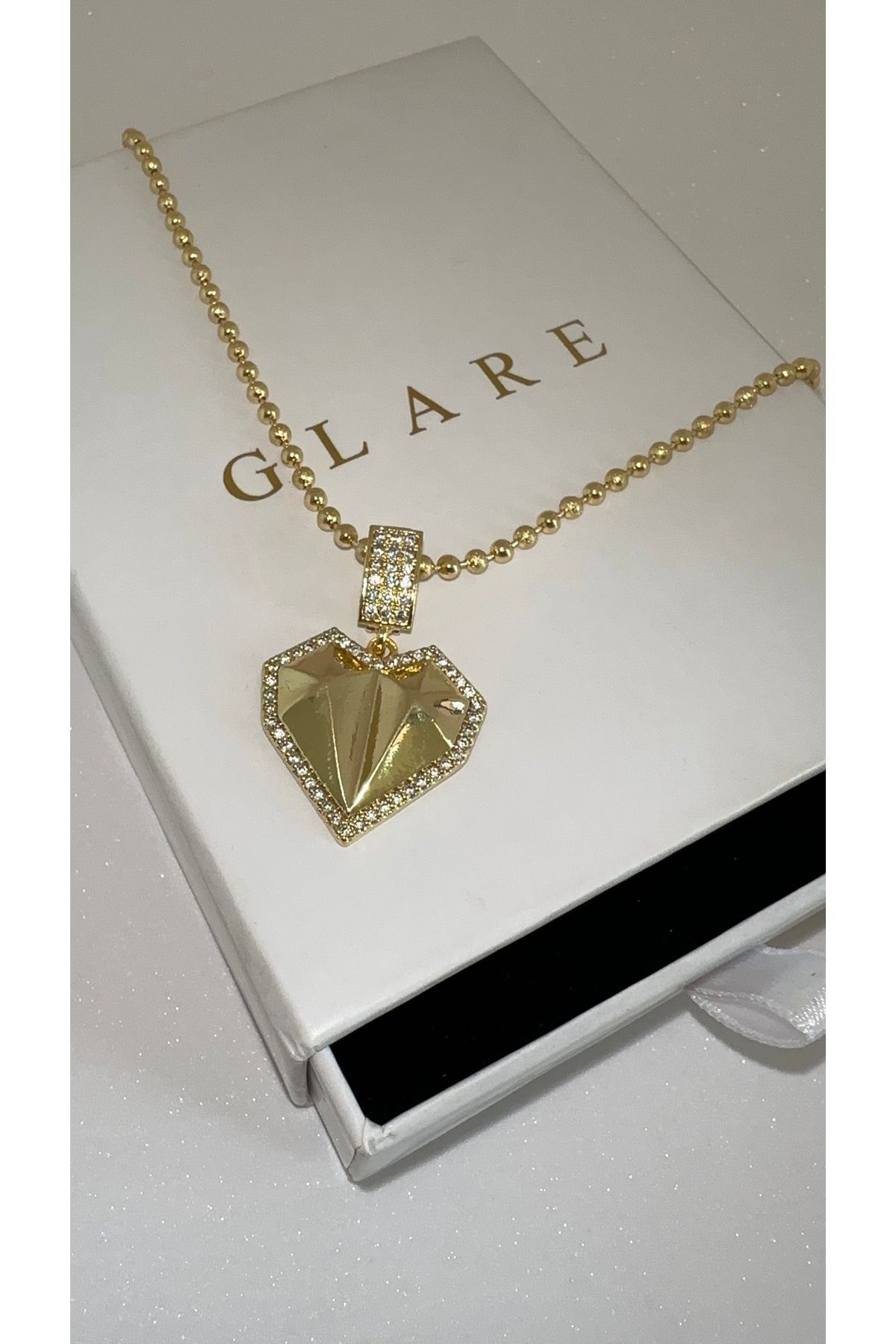 GLARE JEWELRY 22K Altın Renginde Kalp Model Zincirli Çelik Kolye 40+5 cm