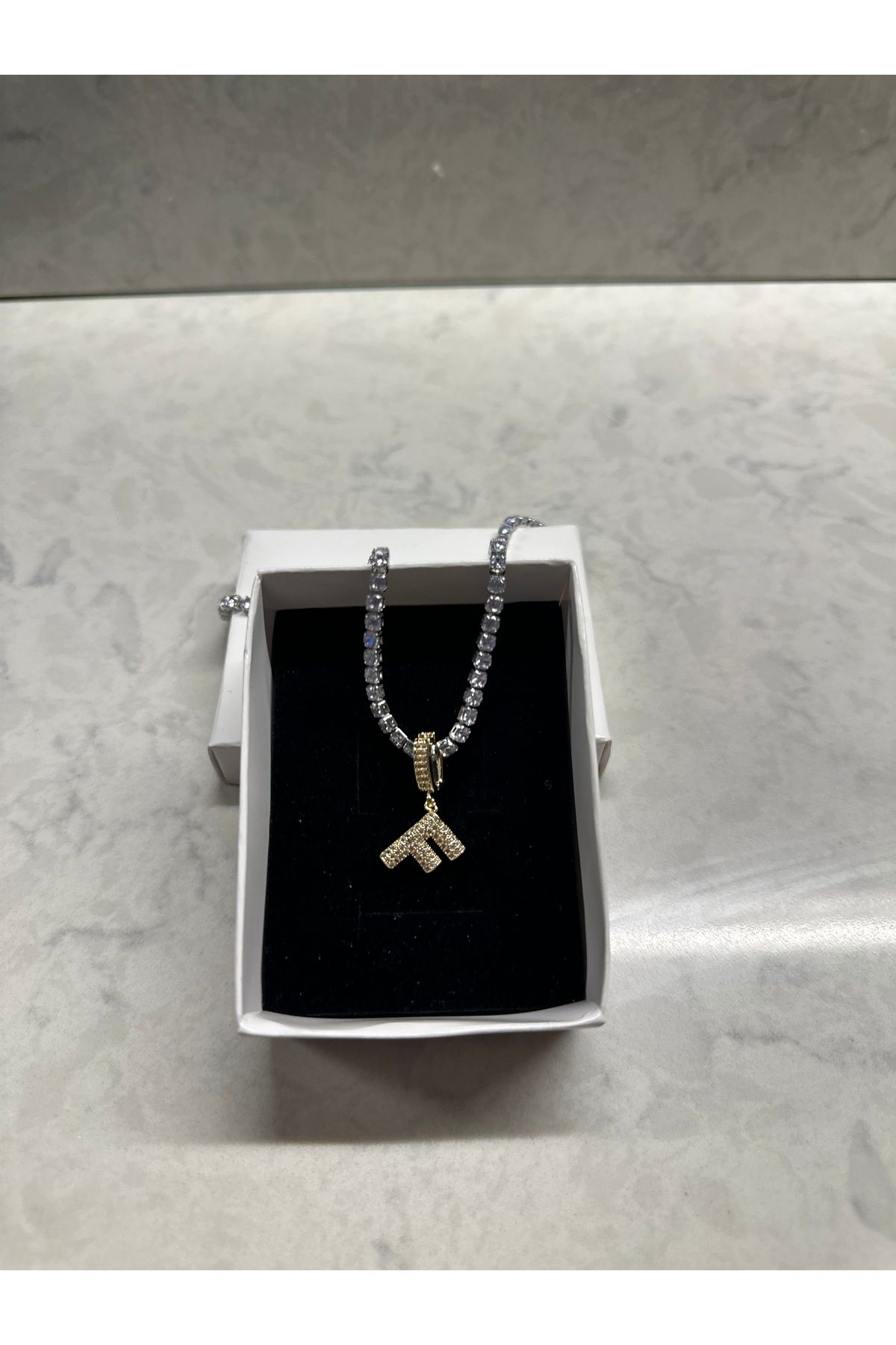 Shop west Taş İşlemeli Harfli Gold Kolye