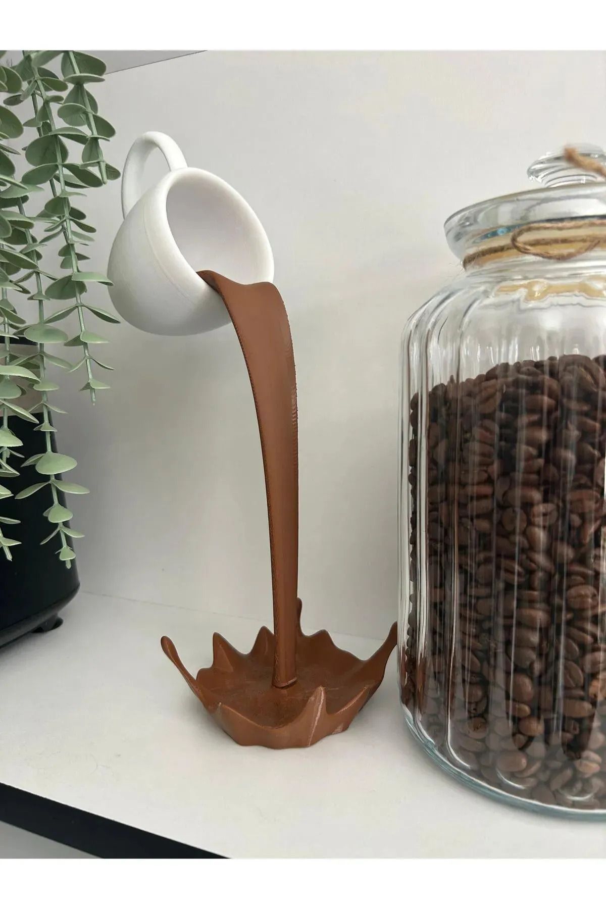 TUBESSA Dekoratif Dökülen Kahve Figürü Kahve Köşesi Coffee Corner