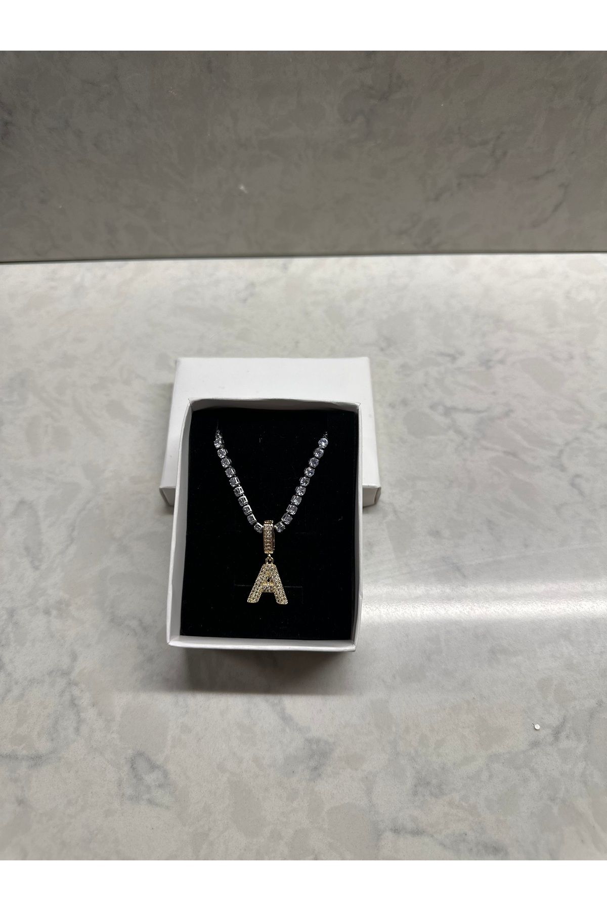 Shop west Taş İşlemeli Harfli Gold Kolye