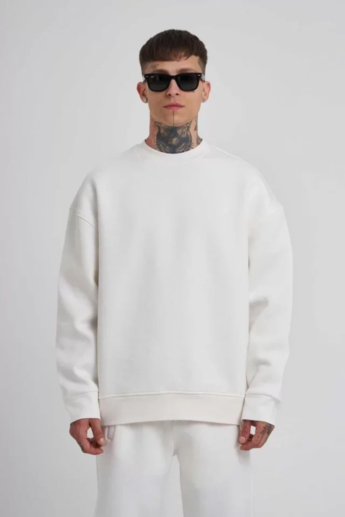 ARUZ MODA Unisex Biskilet Yaka Üç İplik SweatShirt - Beyaz