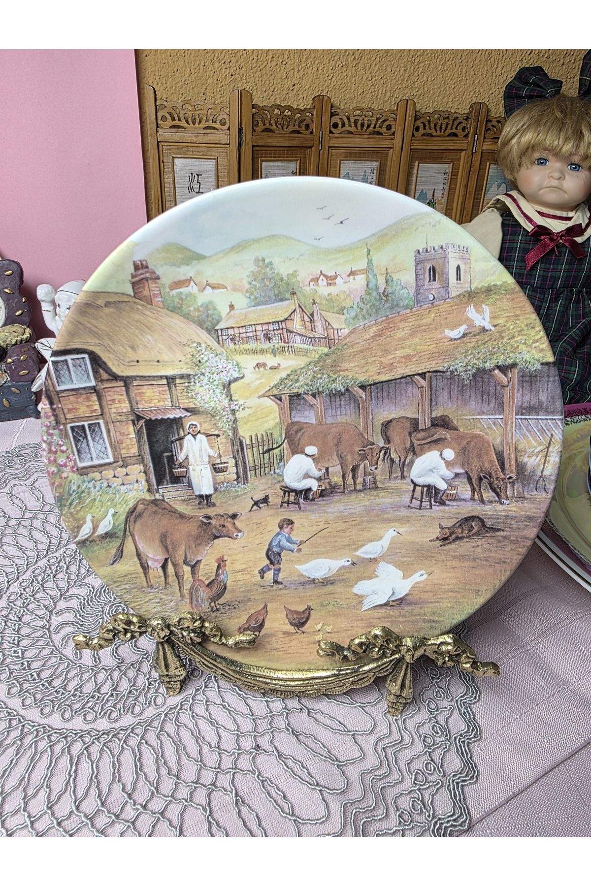 Royal Worcester Royal Wolcester Porselen Köy Hayatı Temalı Duvar Tabagı 18 cm
