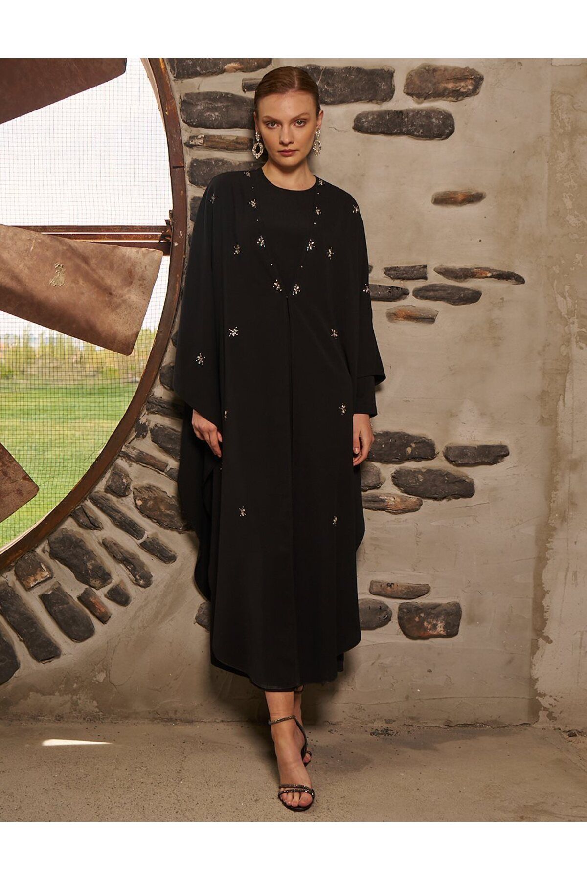 Kayra Taş İşlemeli Abaya Takım Siyah
