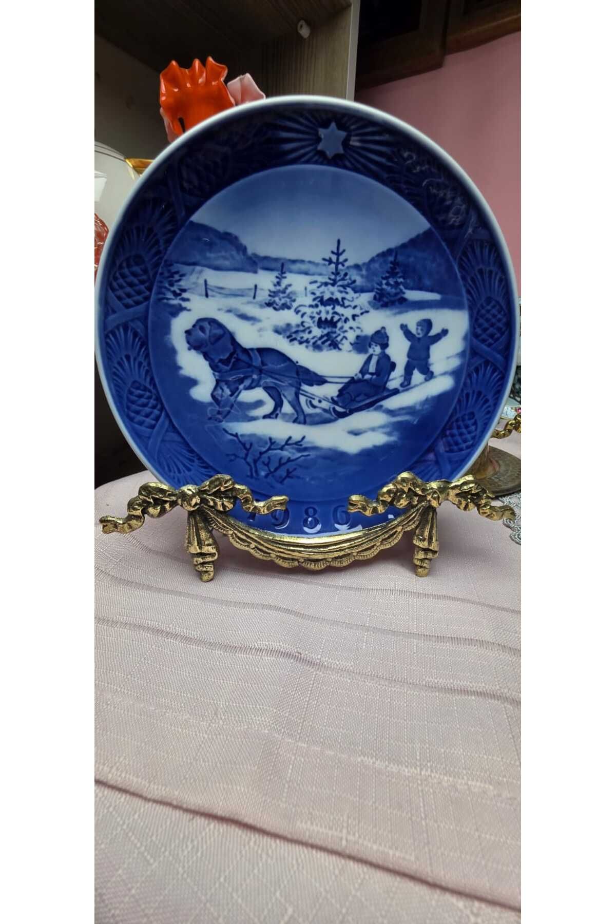 Royal Copenhagen Porselen Yıllar Serisi (1978 1992)19cm