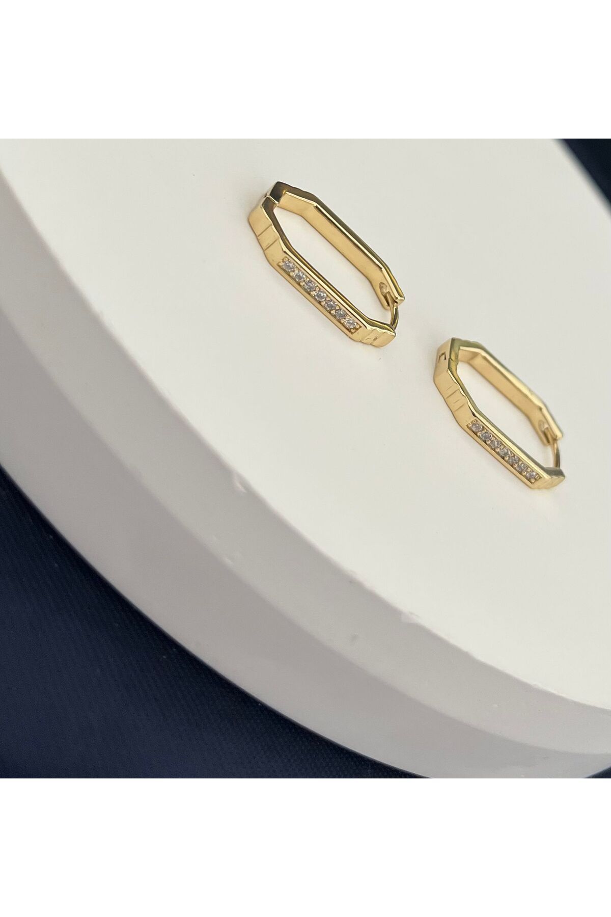 XUPING JEWELRY VIP 14K Taşlı Altıgen Küpe