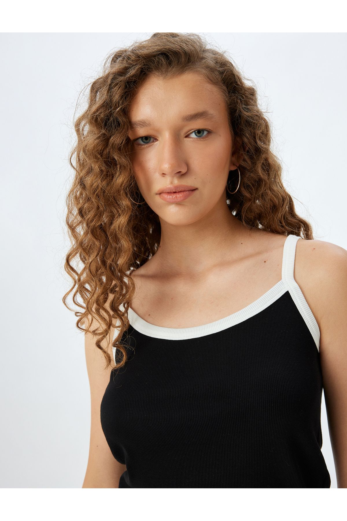Koton Yeni Sezon Basic Fitilli Kolsuz Biyeli Slim Fit Kadın Atet