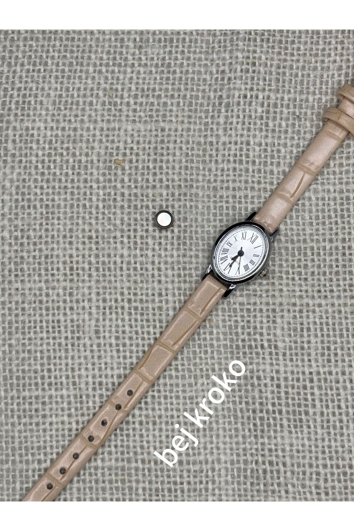 Brality Retro Still Vintage Model Minimal Kadın Kol Saati GÜMÜŞ Renk Kasa BEJ Kordon (Yedek Pilli) 0109
