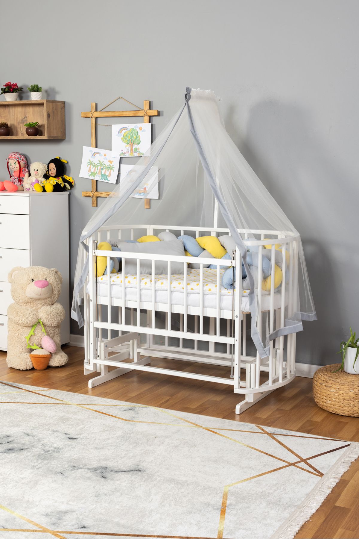 Carino Wins Ahşap Beşik Anne Yanı Yeni Doğan Papatya Beyaz Bebek Beşiği SARI MAVİ ÖRGÜ UYKU SETLİ