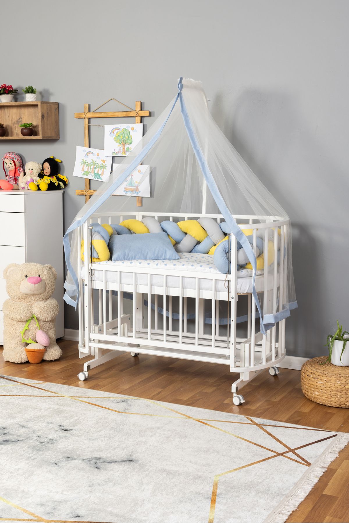 Carino Wins Ahşap Beşik Anne Yanı Yeni Doğan Papatya Beyaz Bebek Beşiği MAVİ SARI ÖRGÜ UYKU SETLİ+TEKER