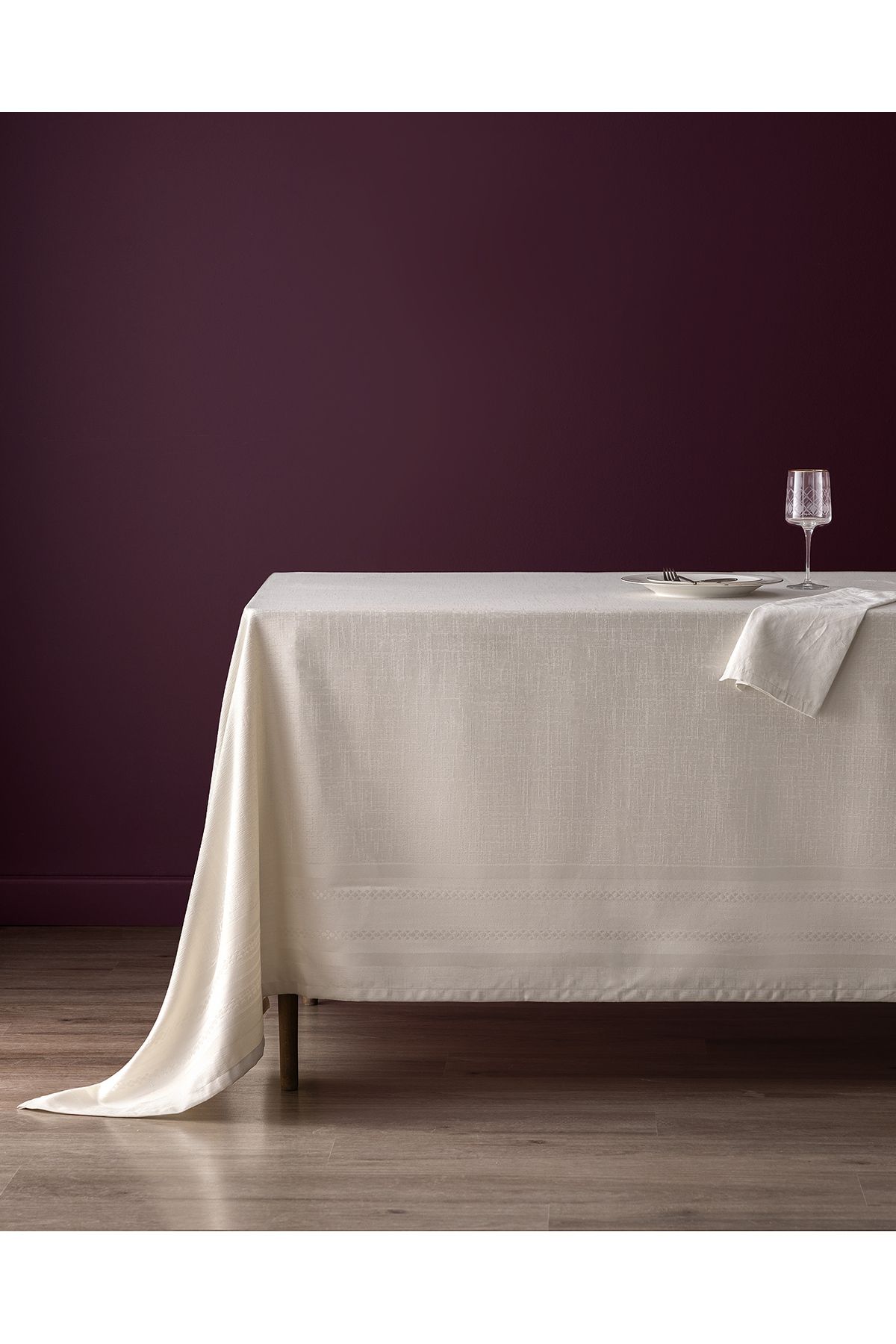 Madame Coco Livron Masa Örtüsü - Bej - 160x300 cm