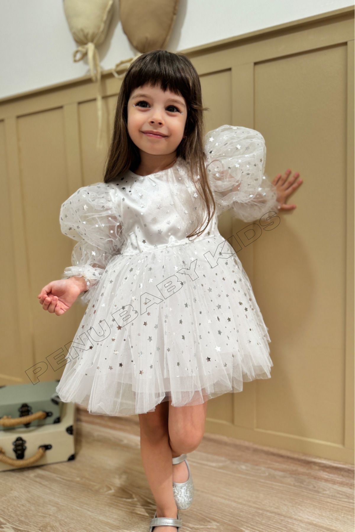 penu baby kids Beyaz Balon Kol Yıldızlı Tül Uzun Kol Kız Çocuk Elbise fotoğrafı 2 (önizleme)