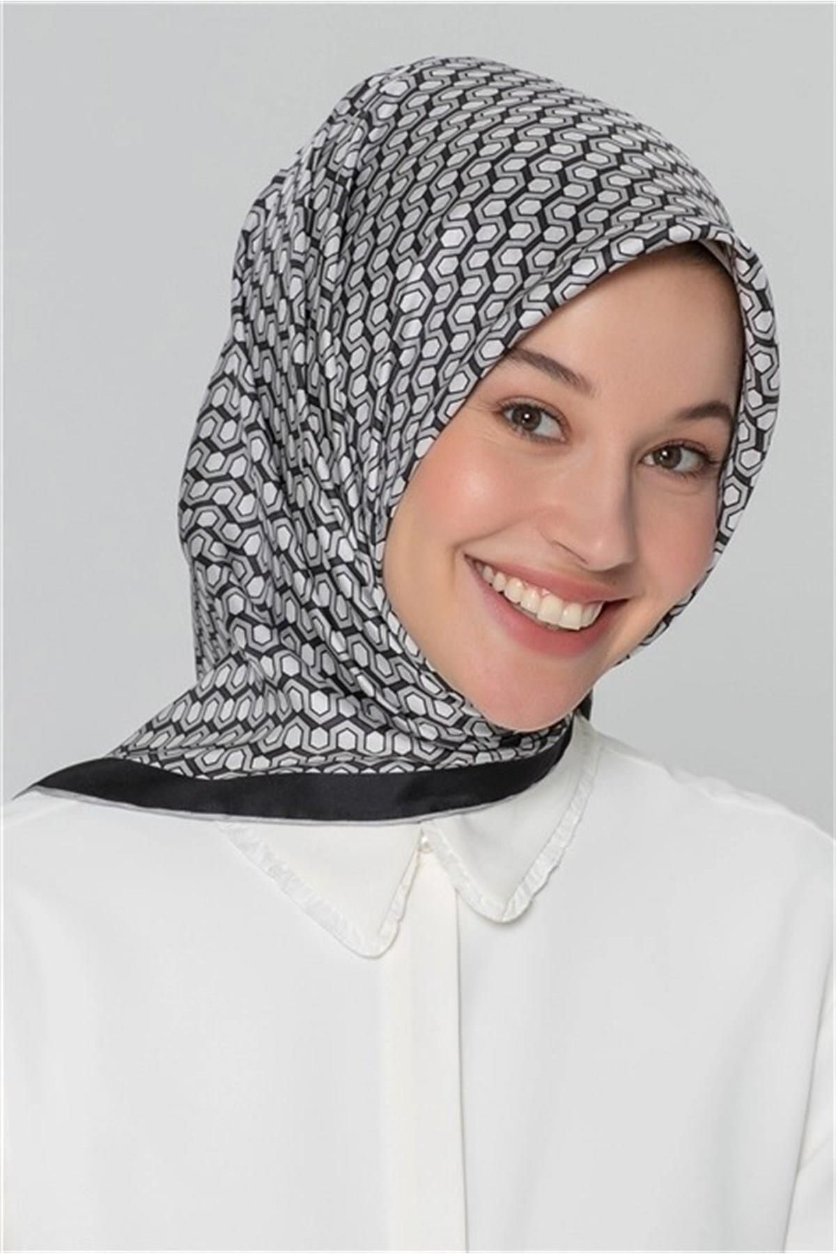 TAYYİBE GİYİM armne İpek Eşarp Nostalji - 8401-88 Siyah Beyaz Gri Twill
