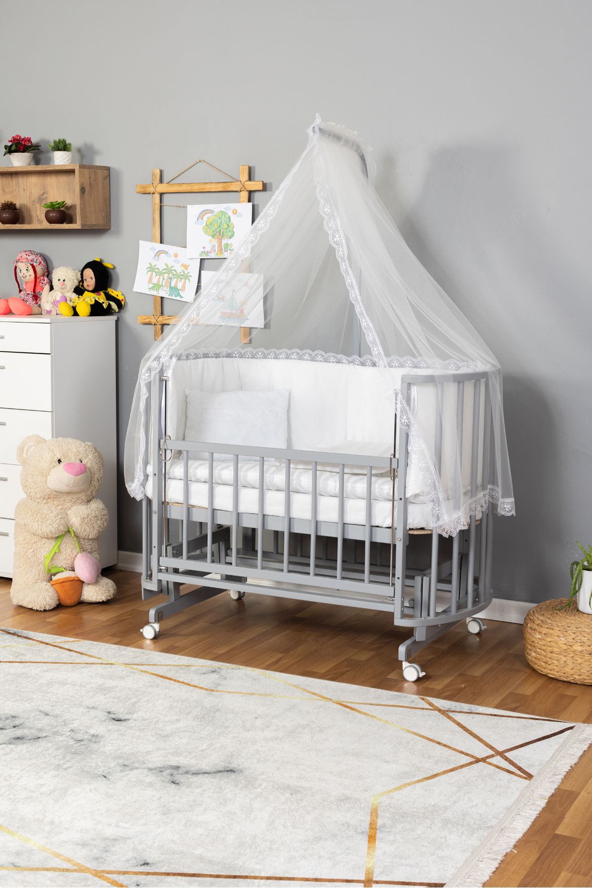 Carino Wins Ahşap Beşik Anne Yanı Yeni Doğan Papatya GRİ Bebek Beşiği BEYAZ GÜPÜR UYKU SETLİ + TEKER