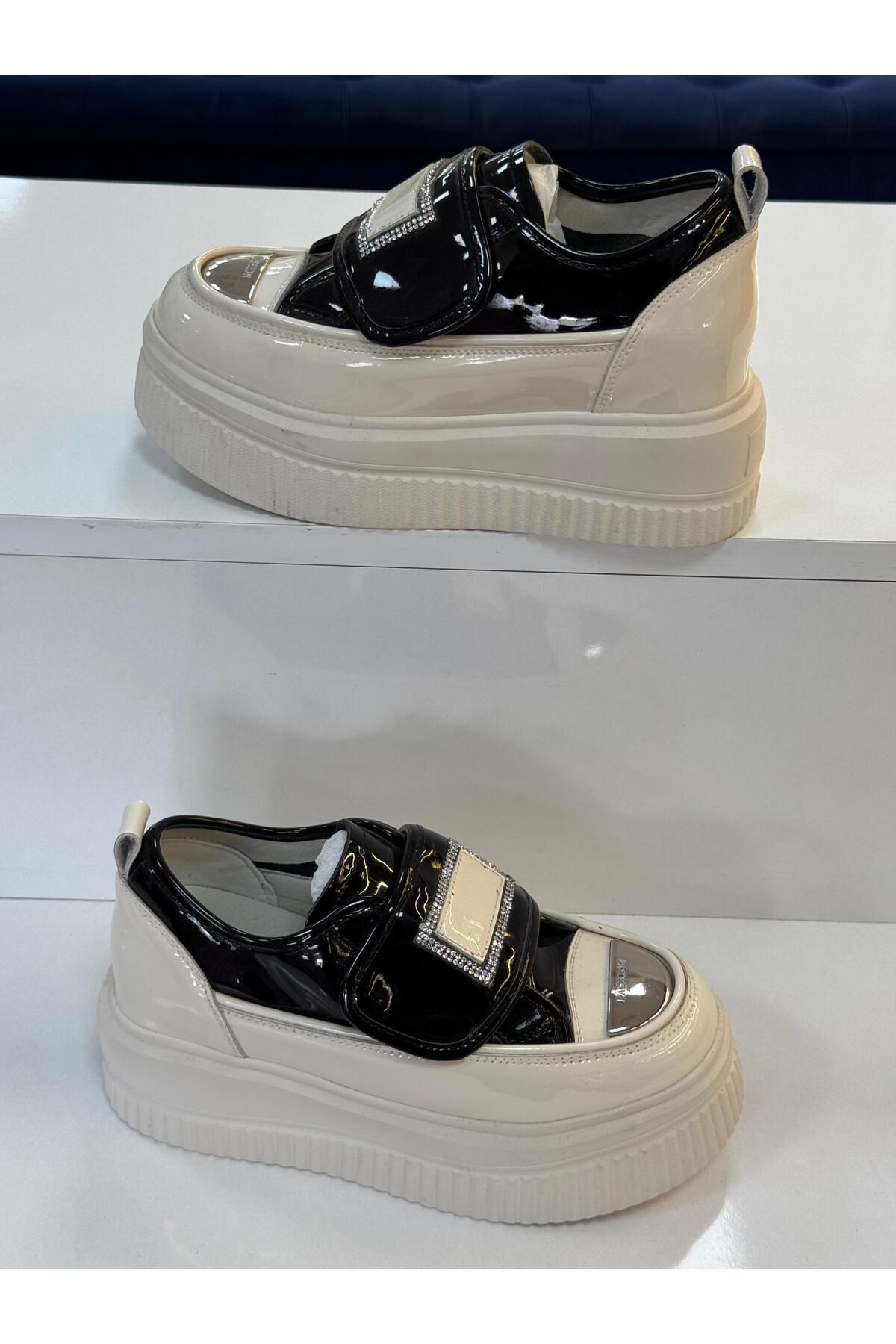 Guja İTHAL TAŞLI YÜKSEK TABAN RUGAN DERİ DOLGU TOPUK KADIN GÜNLÜK SNEAKER