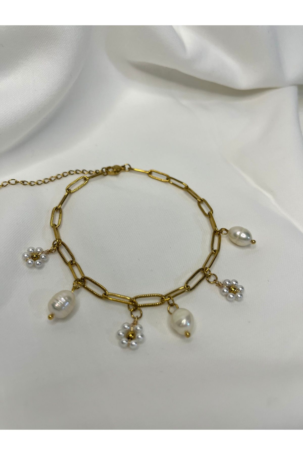 Fam&Co Jewelry İnci ve Çiçek Detaylı Altın Renk Zincir Halhal