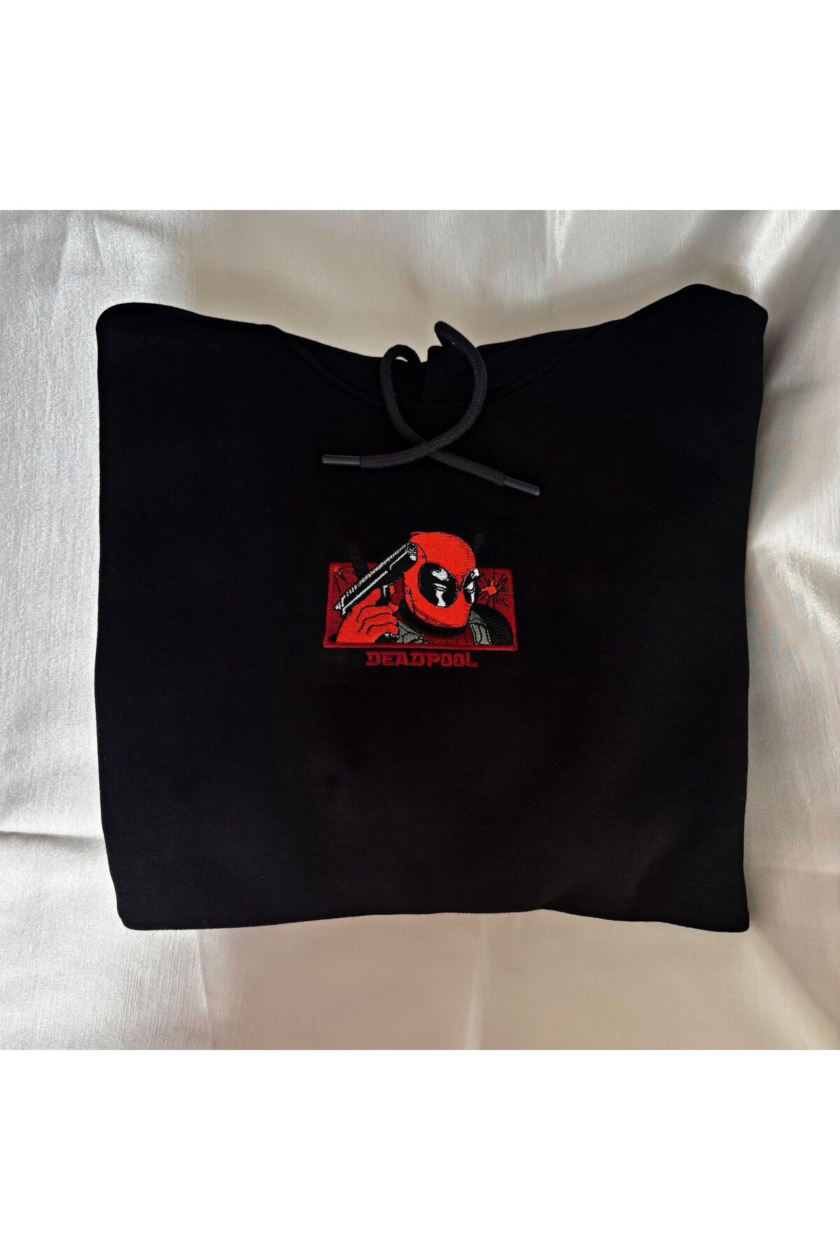 zecra Deadpool sweatshirt
