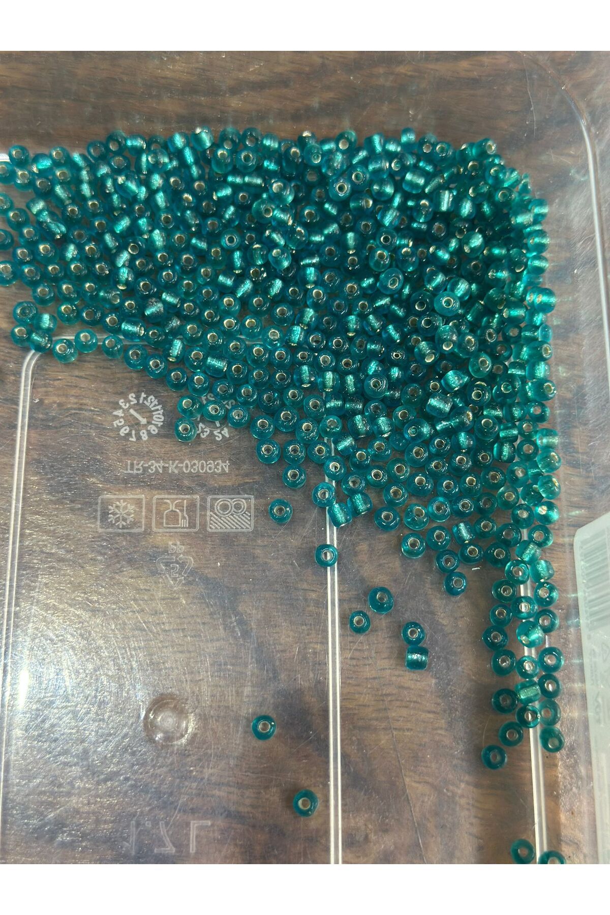 Gönülden Tasarım 25 GR 4 MM TOMBUL BONCUK OYA YAZMA TAKI BONCUĞU ZÜMRÜT