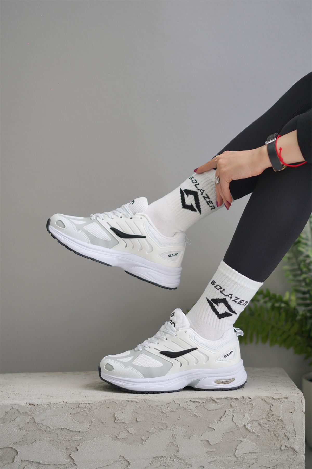 SOLAZER Kadın Beyaz Siyah Sneaker Günlük Spor Ayakkabı 041-2