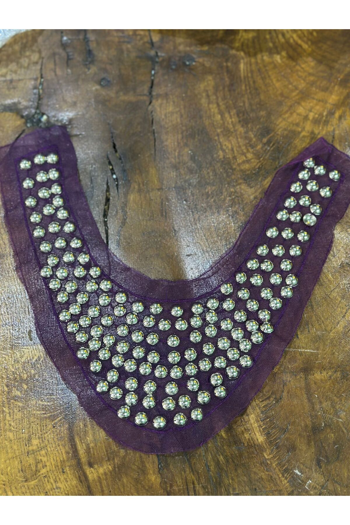 Gönülden Tasarım MOR TÜLLÜ GÜMÜŞ RENK BONCUK İŞLEME YAKA DİKİŞ APLİKE 30X13 CM