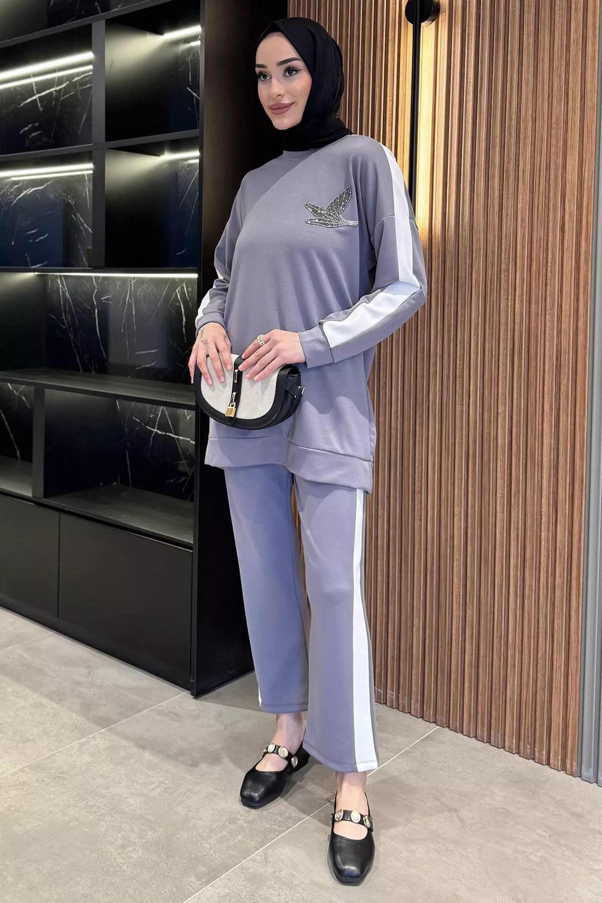 julude Gri Büyük Beden Renk Garnili Taş İşlemeli Tunik Pantolon Tesettür İkili Takım