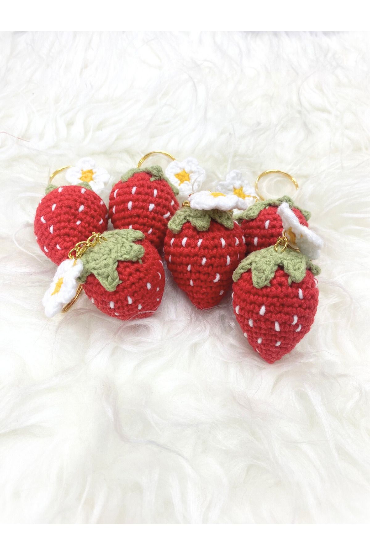 Kardelux Amigurumi Örgü Çilek Anahtarlık - Oyuncak