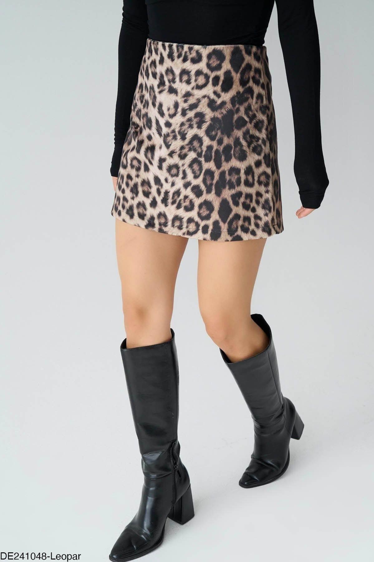 Moda Asrın Kadın Leopar Desenli Yumuşak Dokulu Mini Etek
