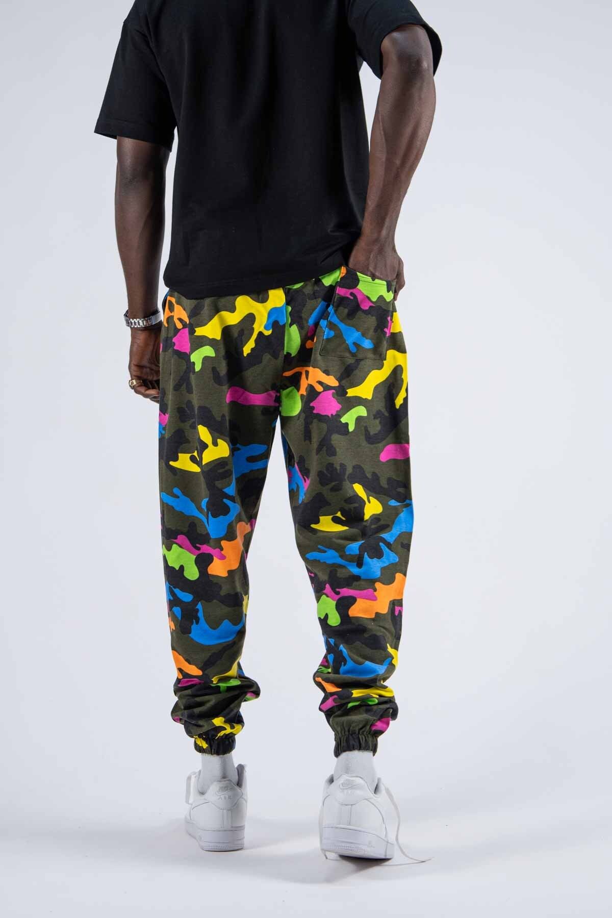 SUPERBLUE-Men's Camouflage Patterned Loose Colorful Jogger Pants 4