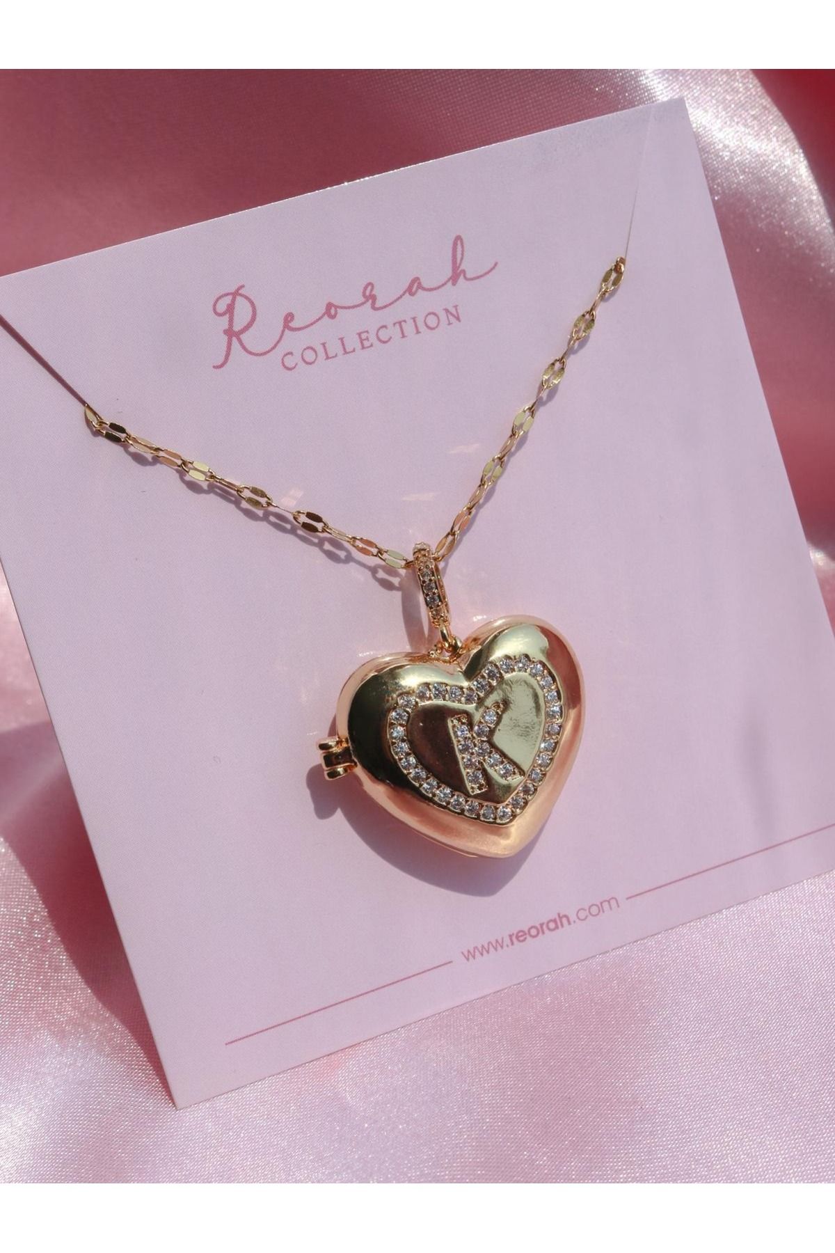 Reorah Collection Kalpli Harf Locket Çelik Kolye-K Harfi