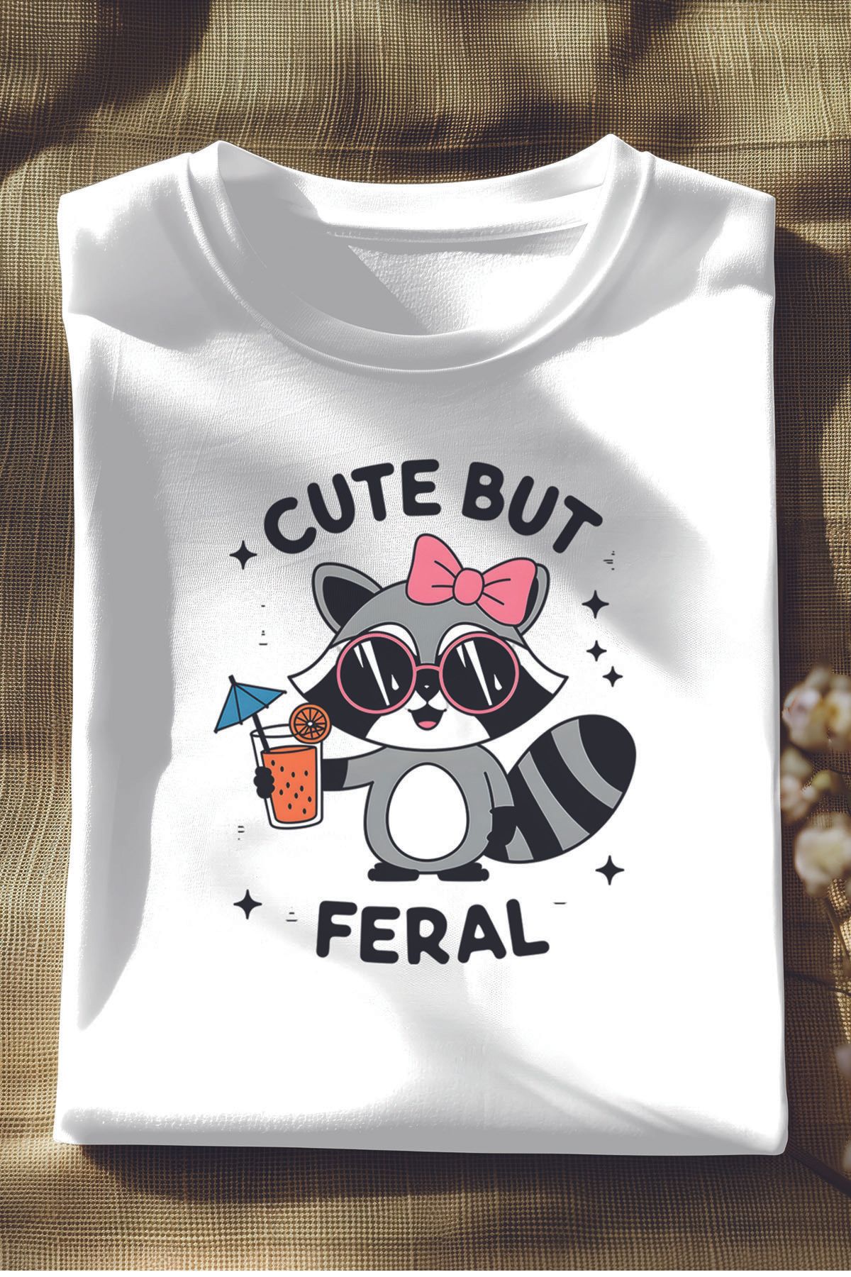 qoeuyl boutique Cute But Feral Baskılı Unisex Regular Fit Pamuklu Beyaz Tişört