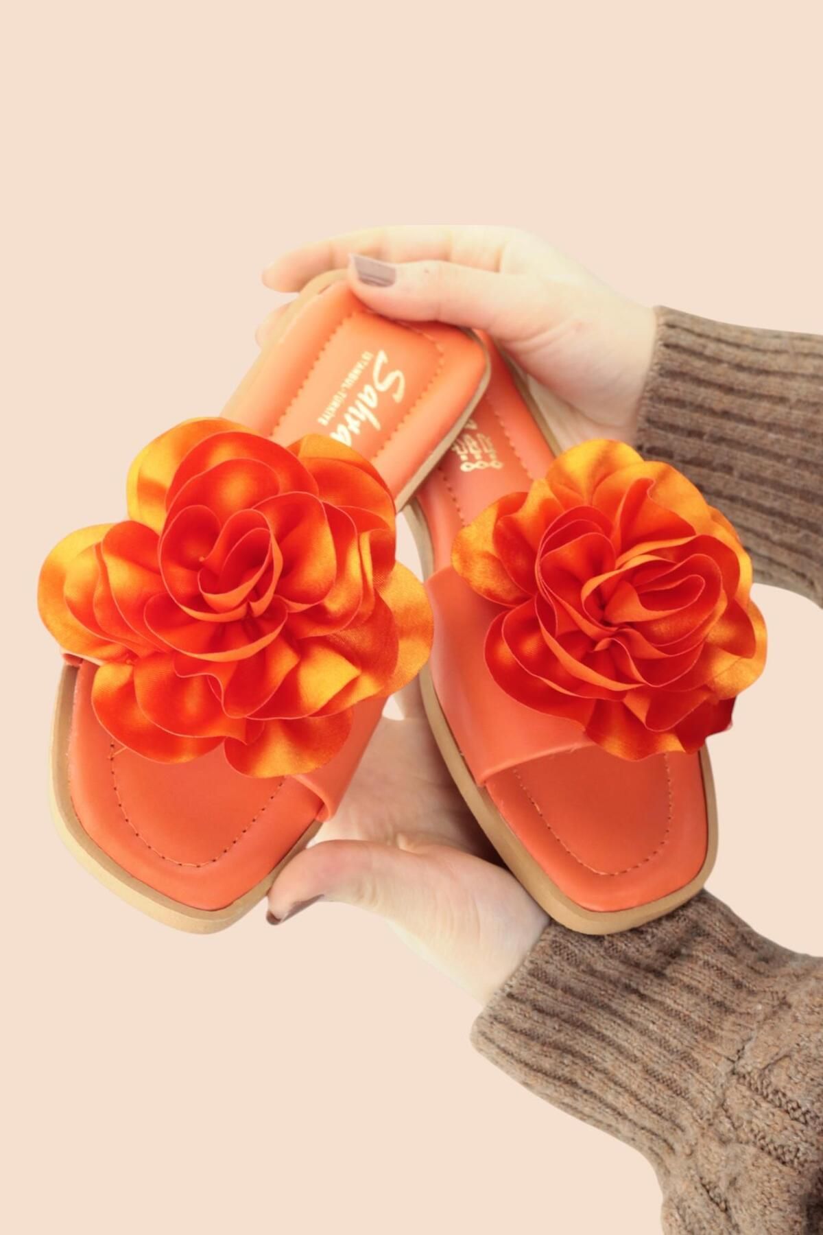 Tomato Bags-Γυναικείες παντόφλες Floral Rose Bow Beach 4