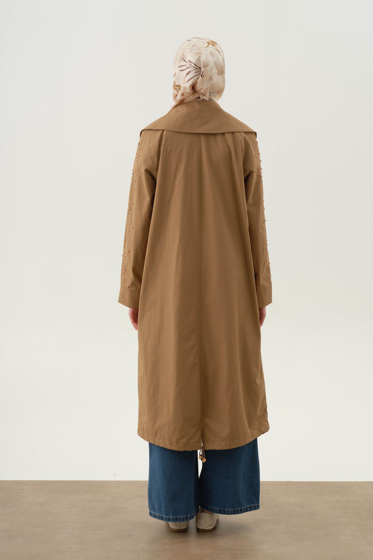 Kolları Nakış Ve İnci Detaylı Trençkot - Camel - 5