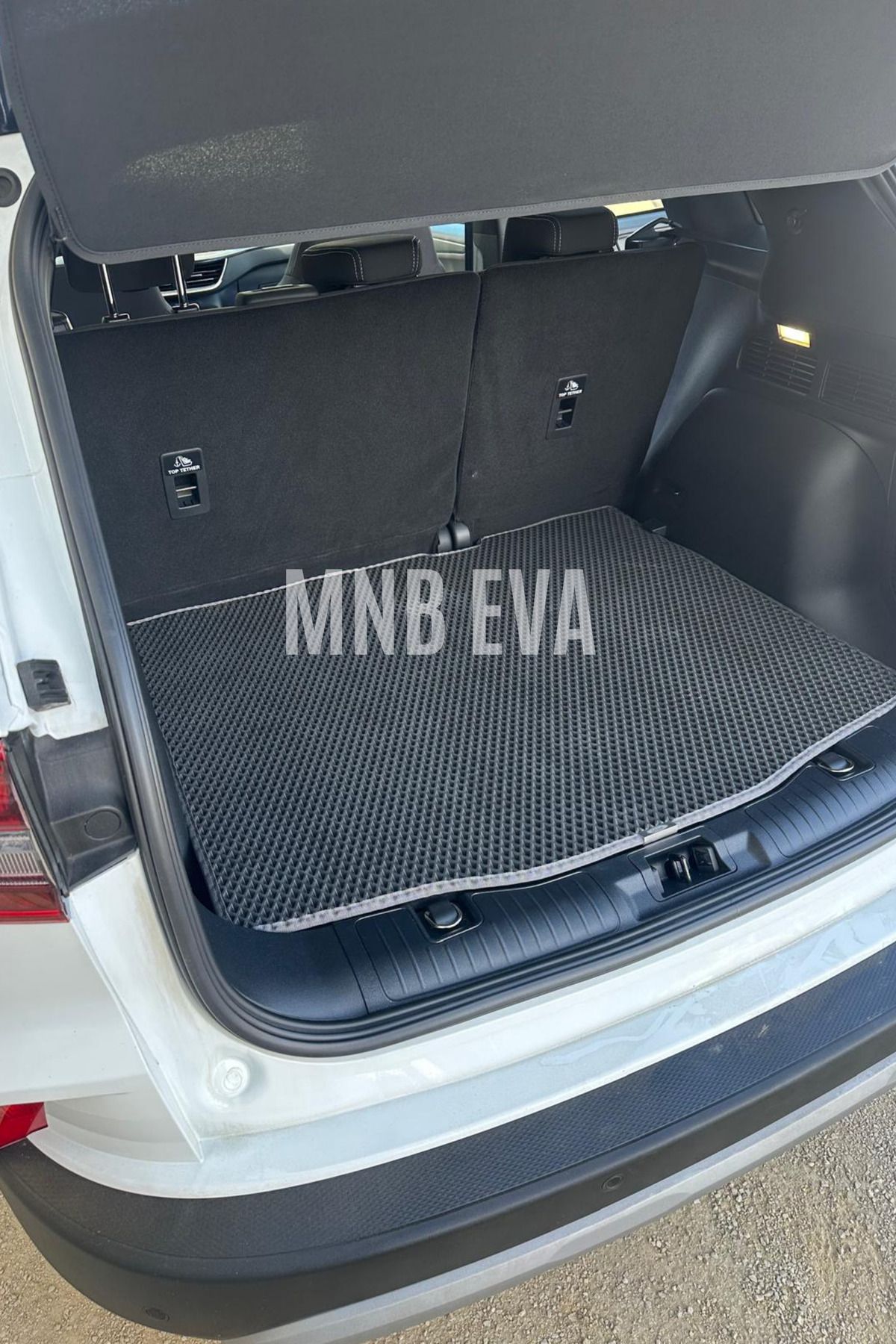 MNB EVA Ford KUGA 2025 Eva Bagaj Havuzu Metal Logolu ve Renk Seçimli