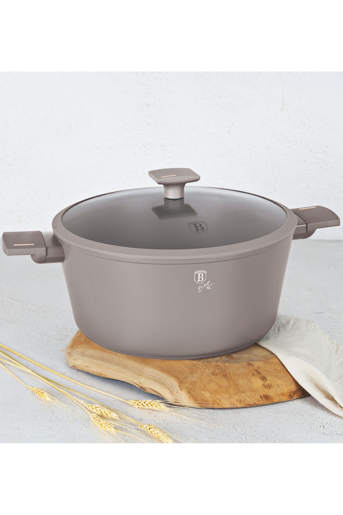 Berlinger-Titanium Pot With Lid Non-stick 6,1 L - 28 Cm Taupe Collection Induction All Stoves 4