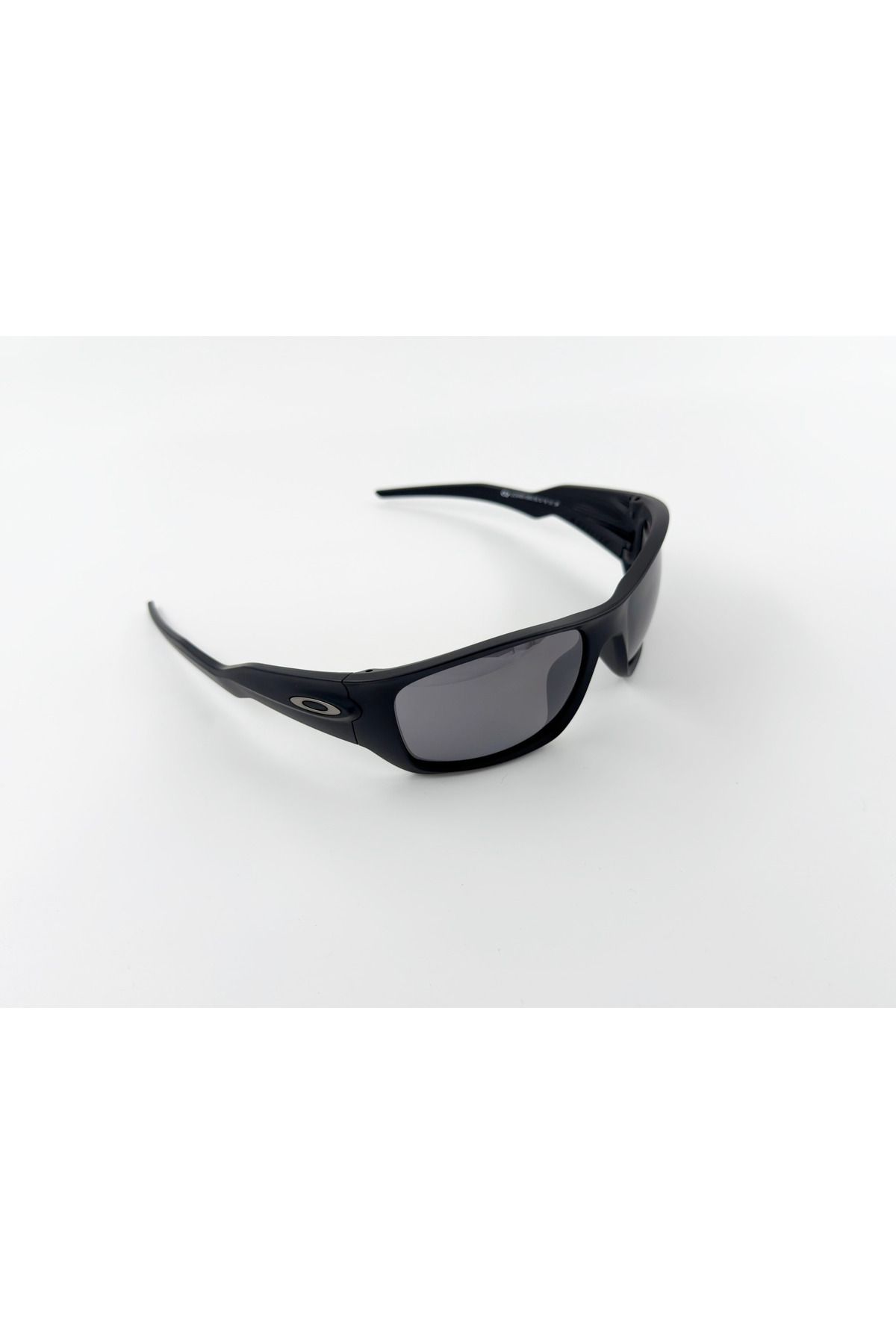 Oakley 9486 06 60 Erkek Güneş Gözlüğü
