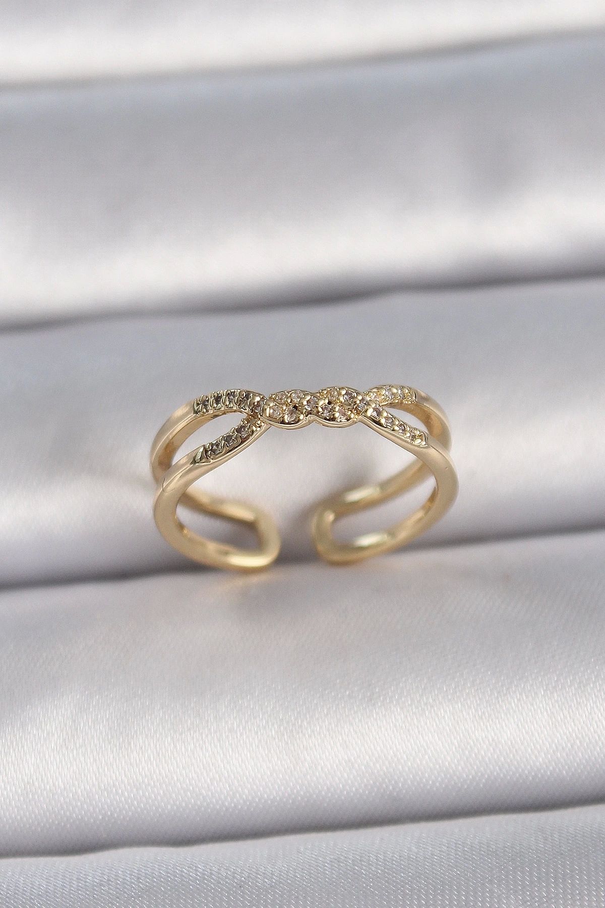 YNT İthalat Pirinç Gold Renk Ayarlanabilir Zirkon Taşlı Sarmal Model Kadın Yüzük