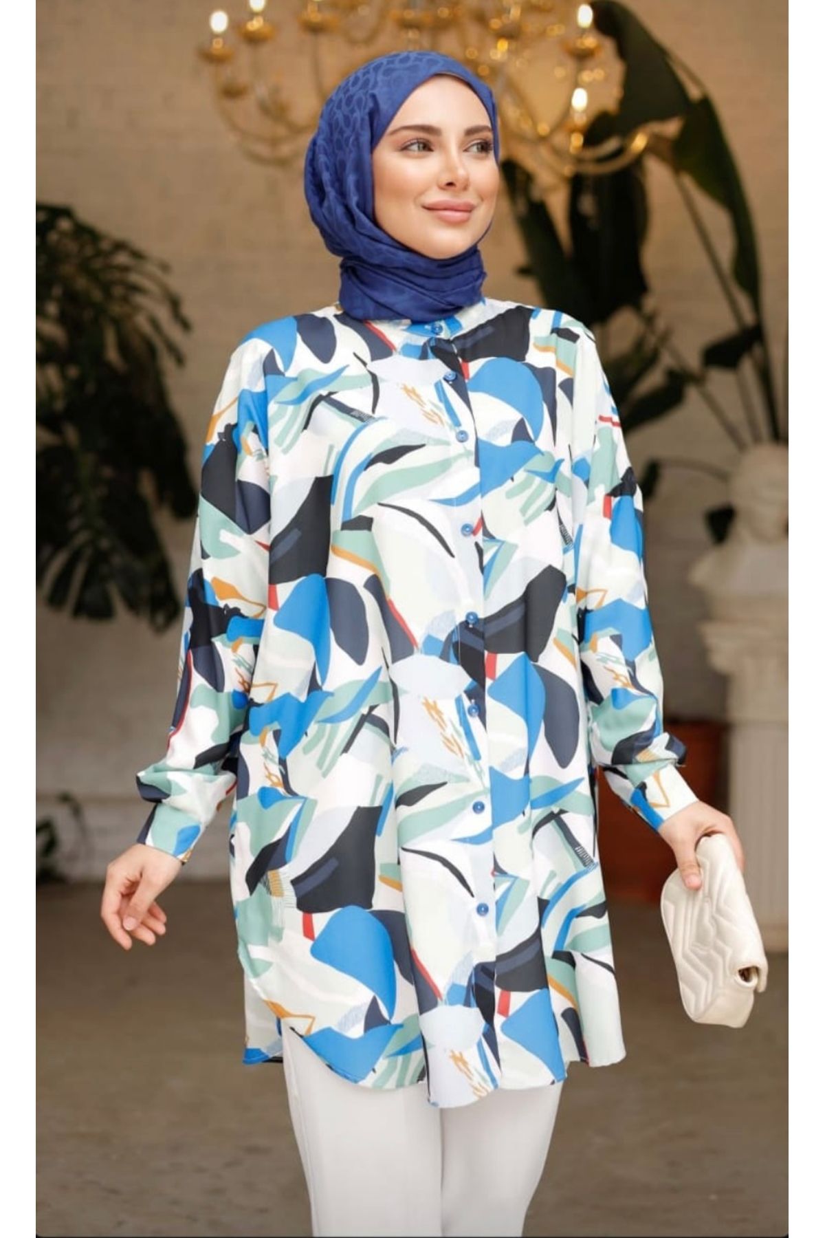 Butik N&G Dik Yaka Desenli İnce Krep Gömlek