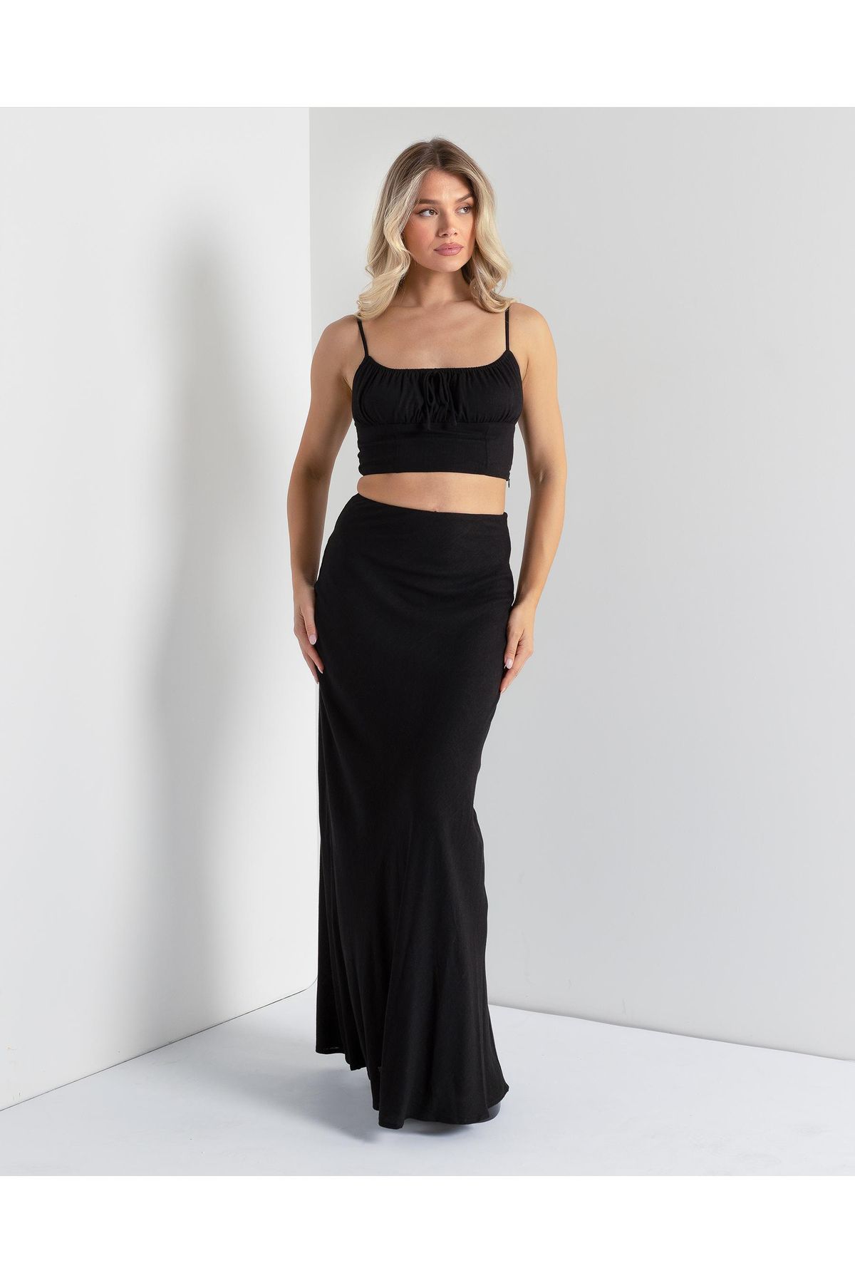 DONNA LISSA MAXİ SİYAH LYCRALI ETEK