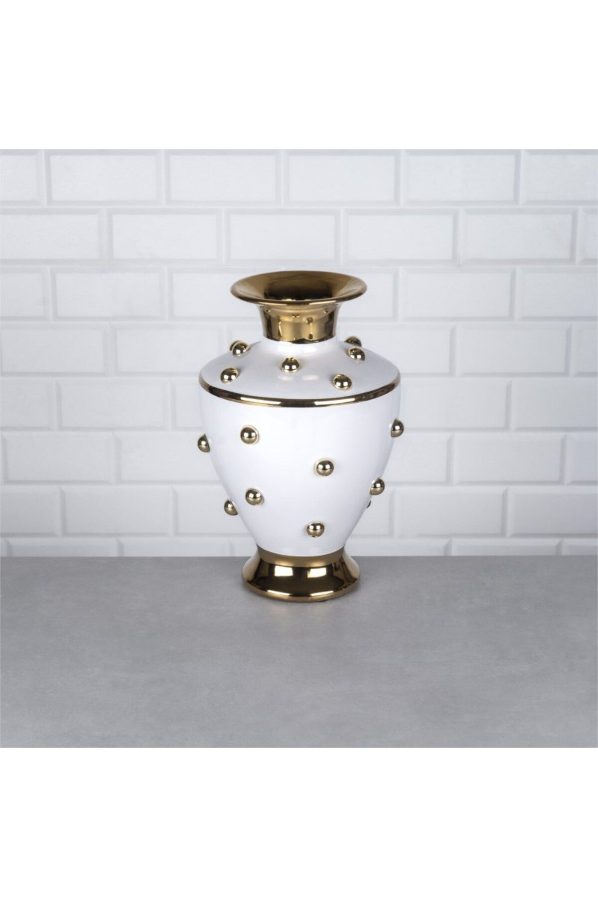 Hinora Gold Beyaz Boncuklu Konik Porselen Vazo Büyük Boy 22x22x31Cm TEKLİ SATILIR