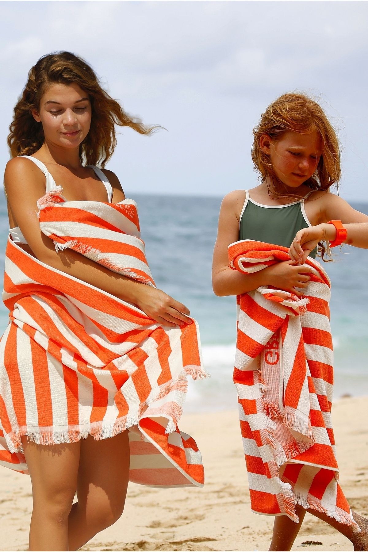 Green Petition-Twin Tides Tangerine Set of 2 | Large Size Delmor and Small Size Delmor Fit Together in Special Packages 6