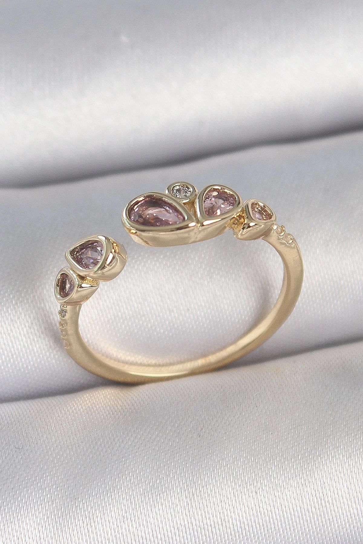 YNT İthalat Pirinç Gold Renk Pembe Damla Zirkon Taşlı Ayarlanabilir Kadın Yüzük
