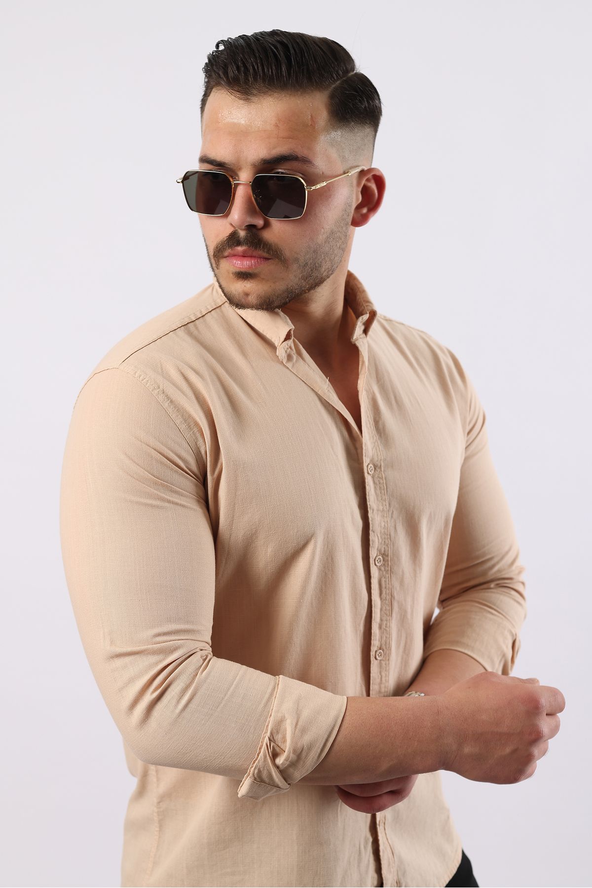 Artı1 Yazlık Erkek Slim Fit Dar Kesim Uzun Kollu %100 Pamuk Keten Doku Dügmeli Yaka Gömlek