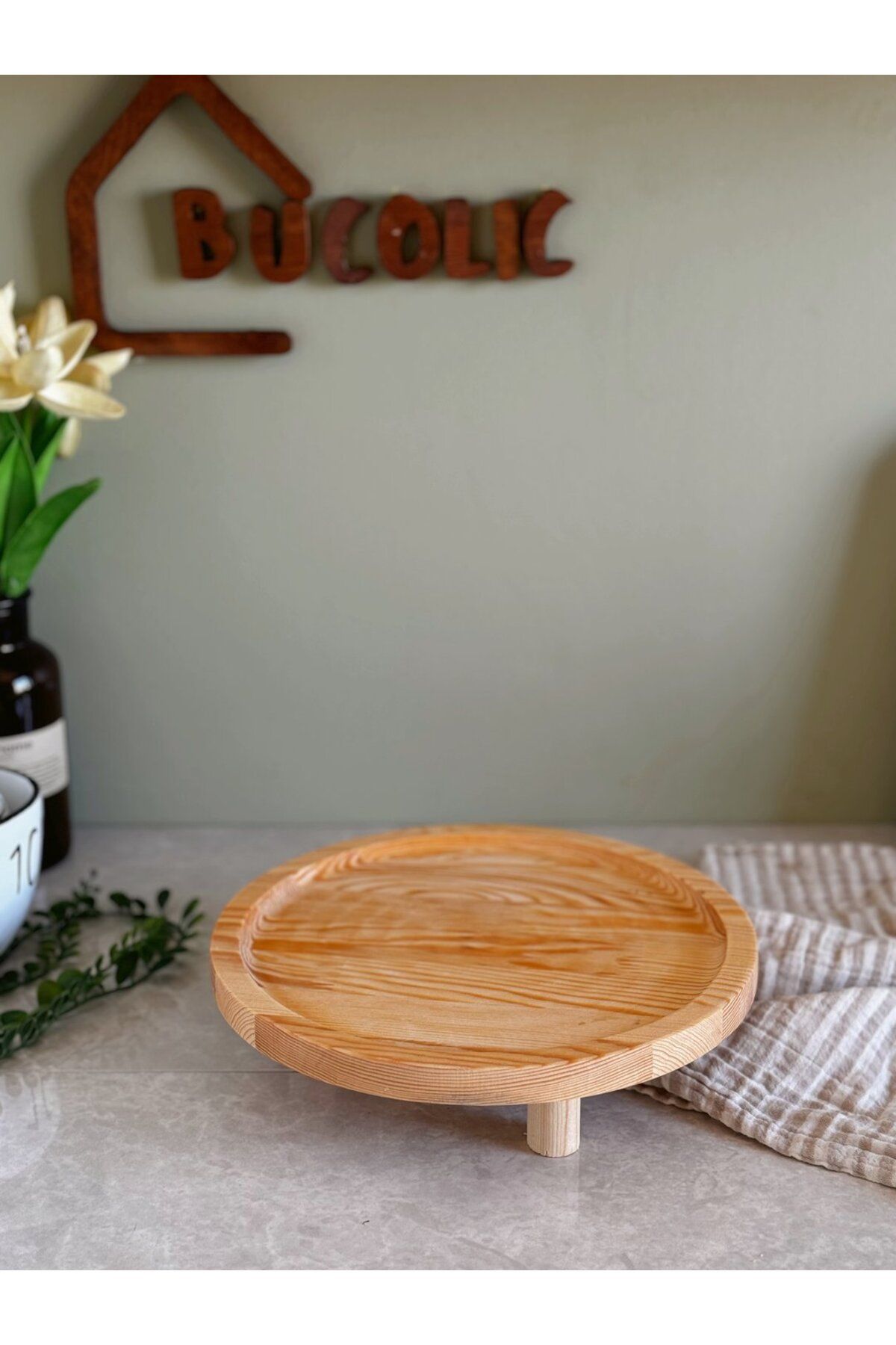 BUCOLIC Ahşap Ayaklı Oyuklu Yükseltici Sunumluk Açık Renk