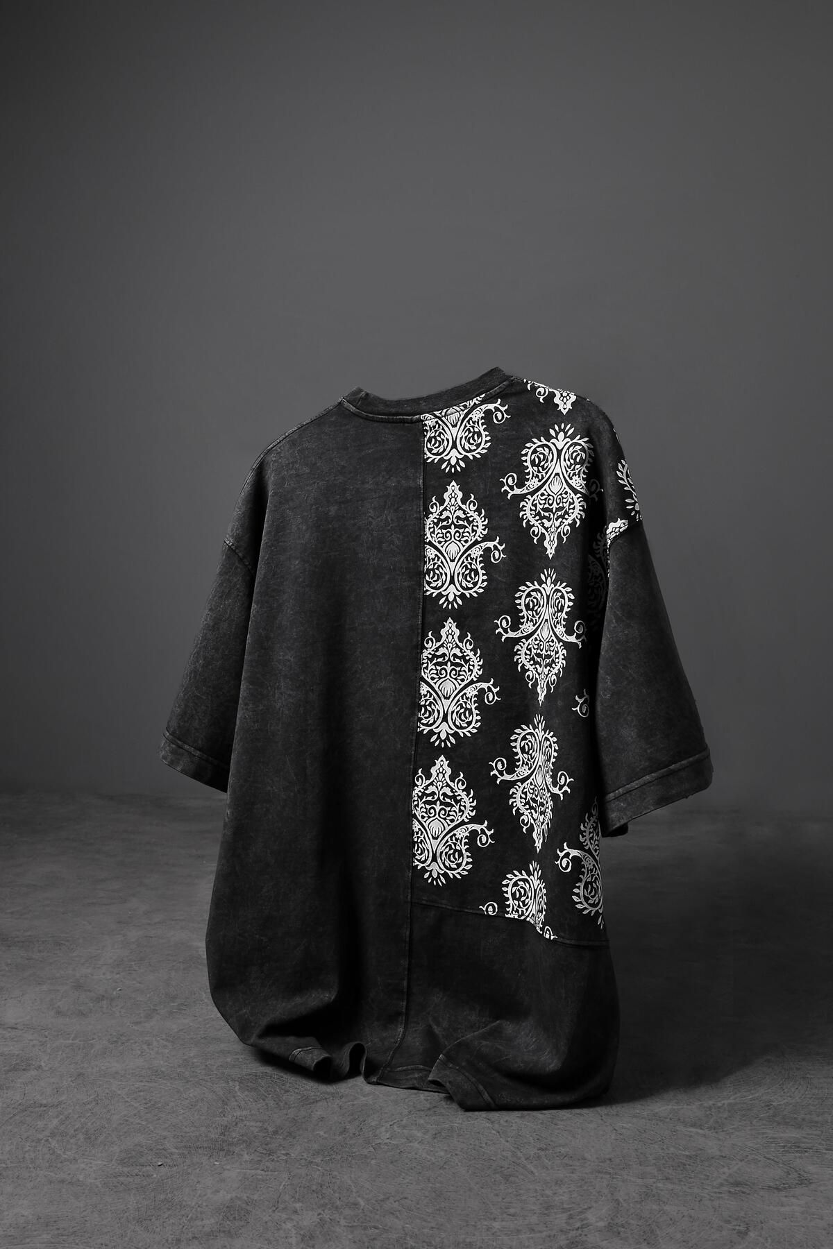 Slatra Erkek Antrasit Paisley Özel Yıkamalı Kumaş Oversize Tshirt